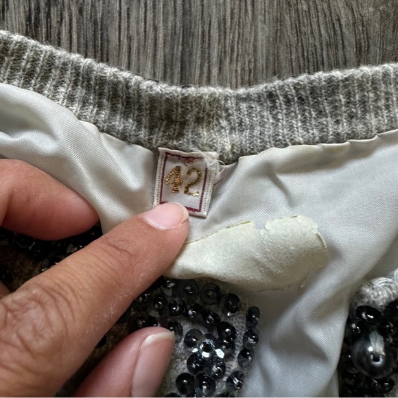 VINTAGE Beautiful Gray Beaded Cardigan - Picture 2 of 7